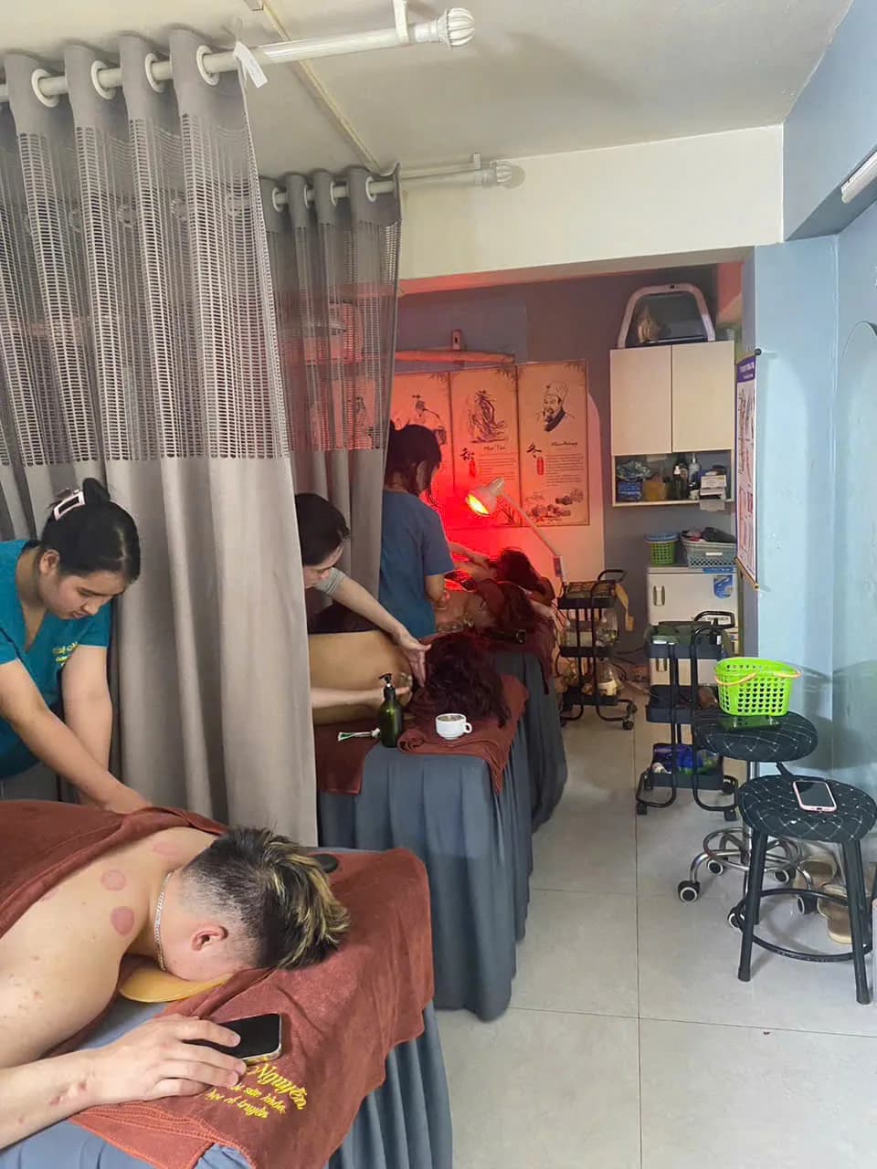 Huệ Nguyễn Bấm Huyệt photo 2